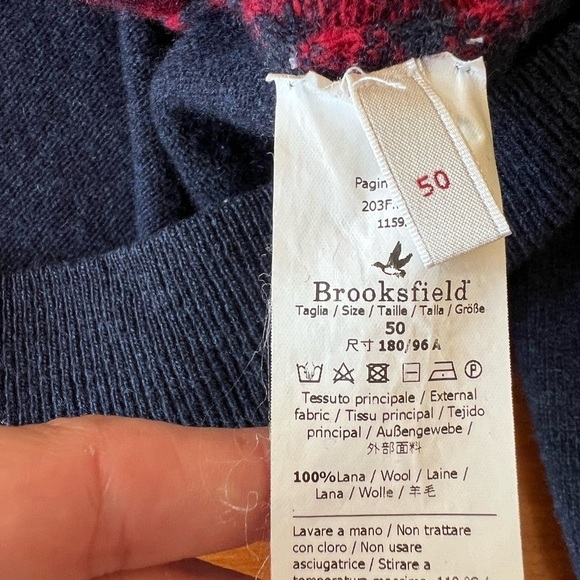 EUC Brookfield 100% Merino Wool Sweater Navy & Burgundy Size 50/M - Picture 3 of 7
